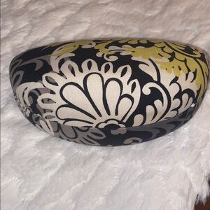 Vera Bradley Baroque Clamshell Eyeglass Case
